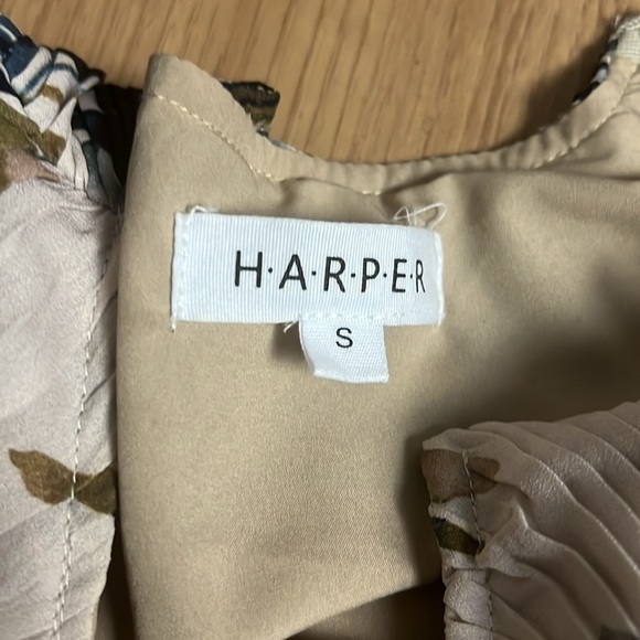 HARPER Cocktail Dress Floral size Small 3/4 arm length Pleated & Lined - Picture 8 of 9